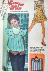 4180  MCCALLS  1974 SLEEVELESS YOKE TIED JUMPER, TOP, CLOSET BAG PATTERN 30 1/2''B JR 9/10 UNCUT